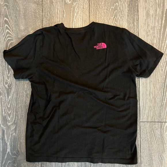 North face: T-Shirt - Picture 2 of 3